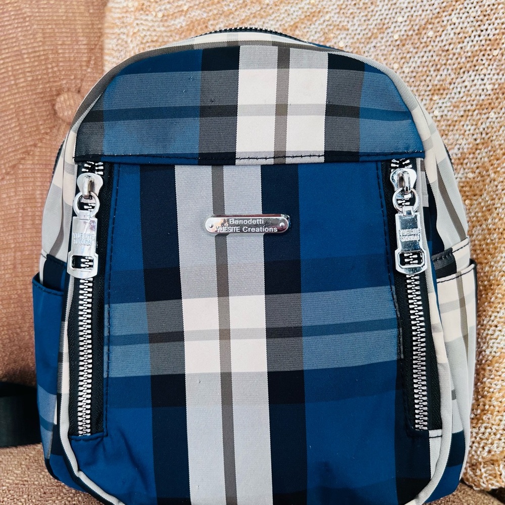Benodetti YUESITE Creations Blue Checkered Backpack Bag Zip Closure Zipper